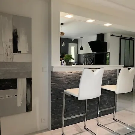 Loft De Charme & Spa Neris-les-Bains